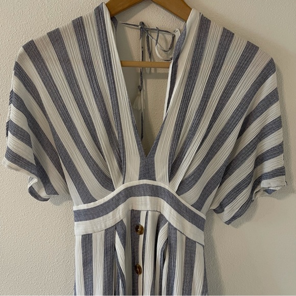Lulu’s Pier of Influence Blue White Striped Midi Dress Guaze Open Back-XS - Picture 5 of 11
